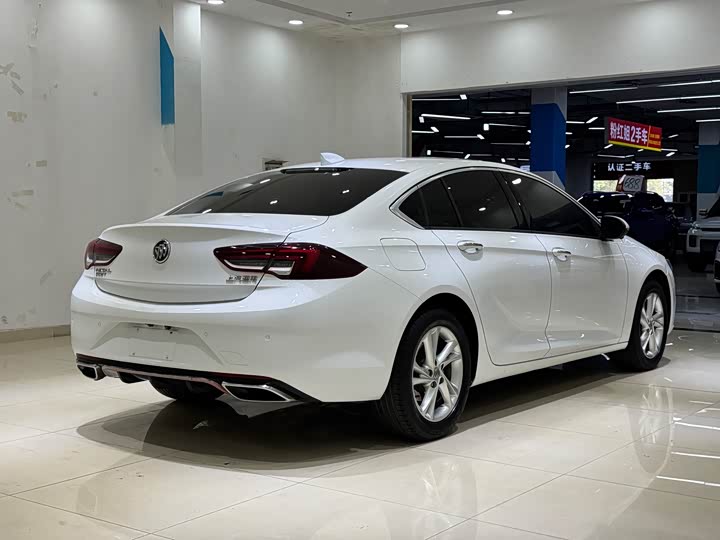 Фото 6 - Buick Regal