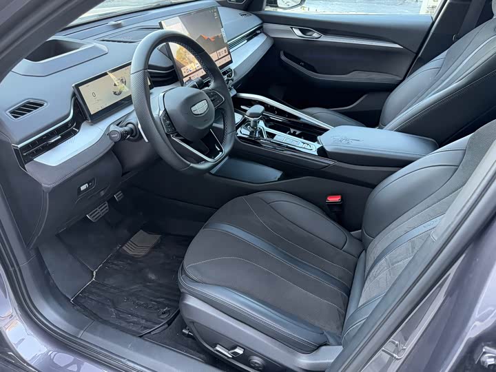 Фото 9 - Geely Preface