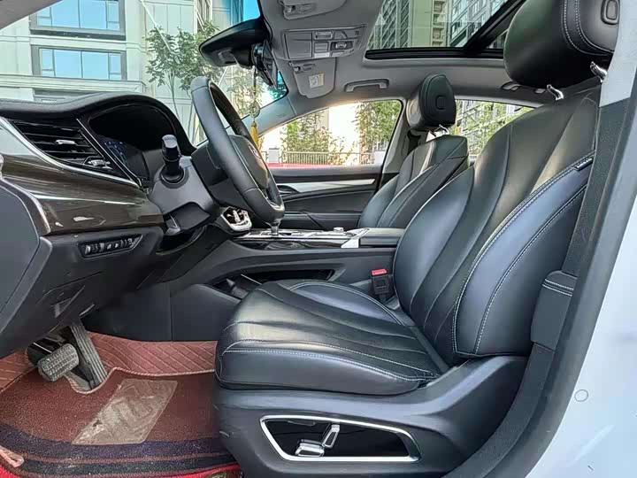 Фото 4 - Geely Emgrand GT