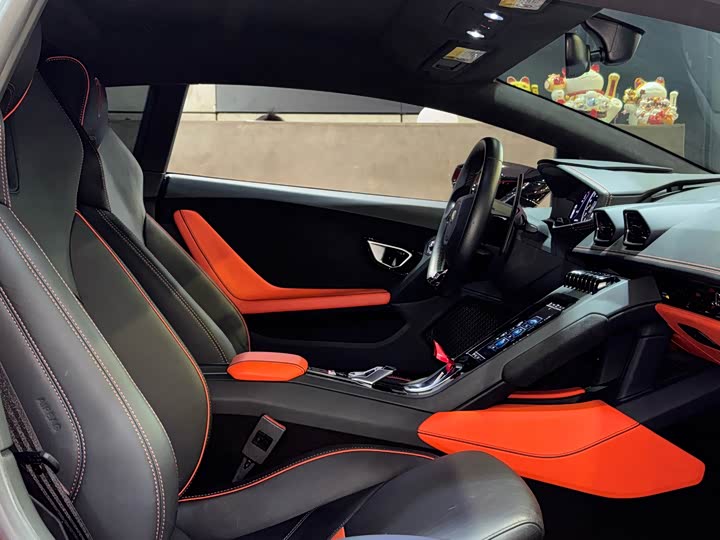 Фото 23 - Lamborghini Huracán