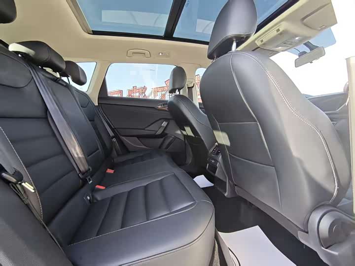 Фото 15 - Volkswagen Tharu