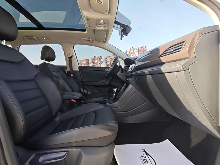 Фото 16 - Volkswagen Tharu