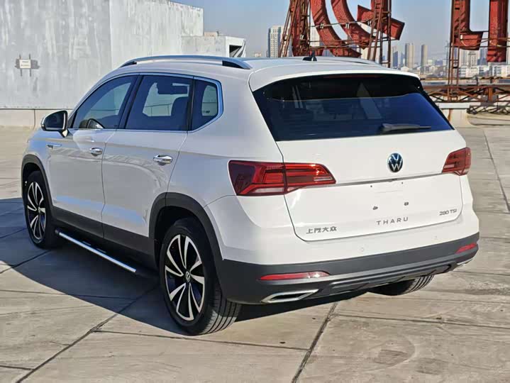 Фото 7 - Volkswagen Tharu