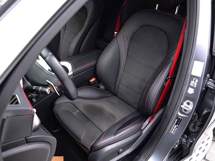 Фото 17 - Mercedes-Benz GLC-Class AMG