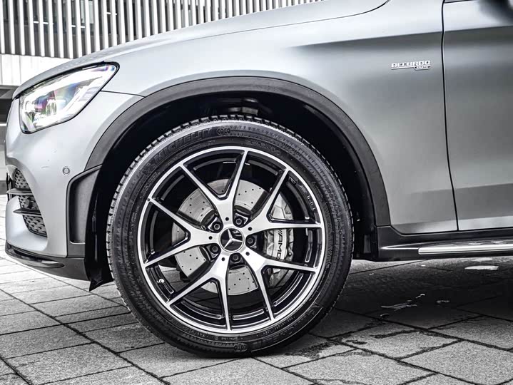 Фото 9 - Mercedes-Benz GLC-Class AMG