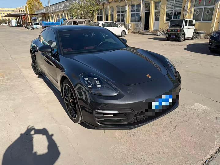 Фото 6 - Porsche Panamera