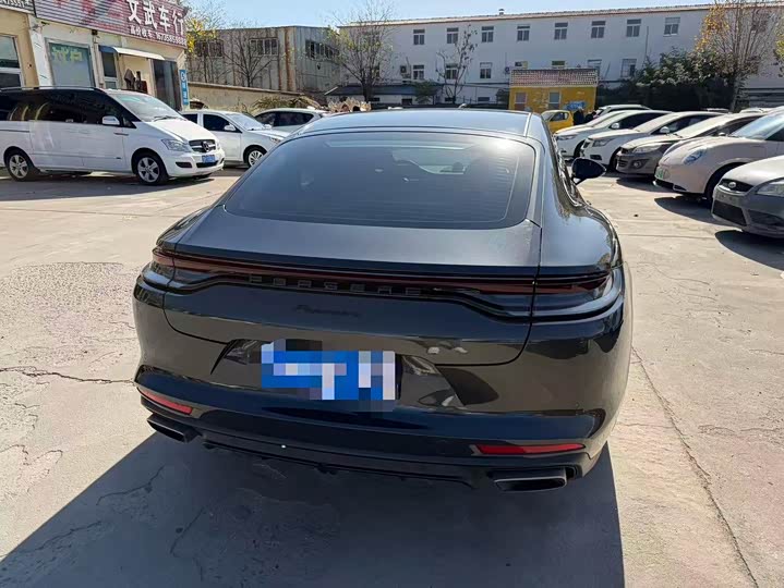 Фото 7 - Porsche Panamera