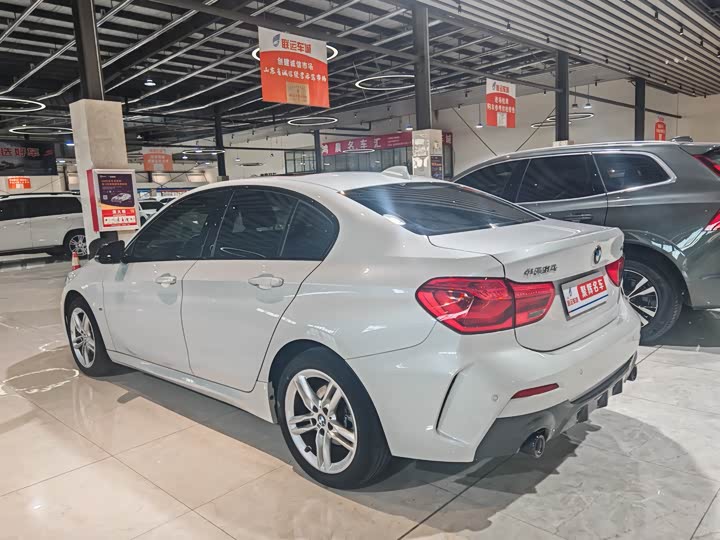 Фото 13 - BMW 1 Series