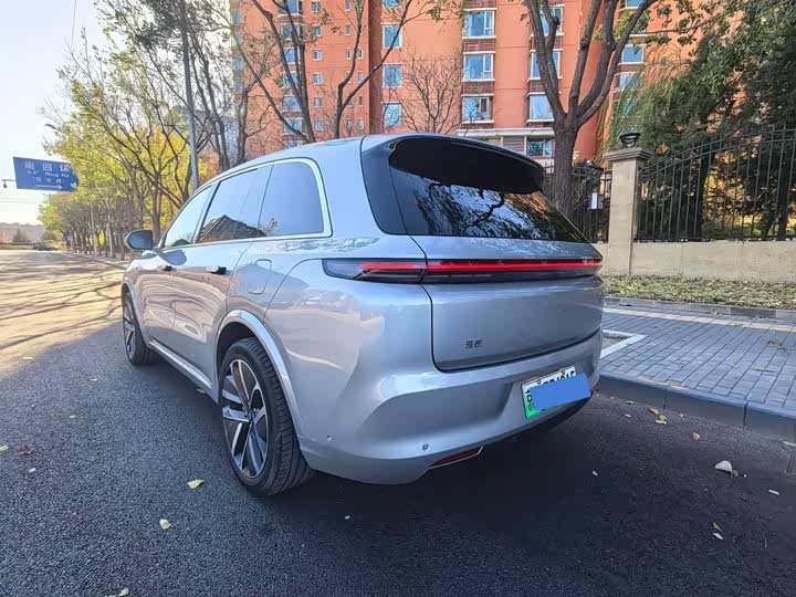 Фото 3 - LiXiang L8