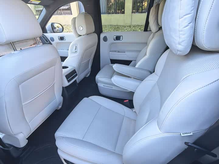 Фото 6 - LiXiang L8