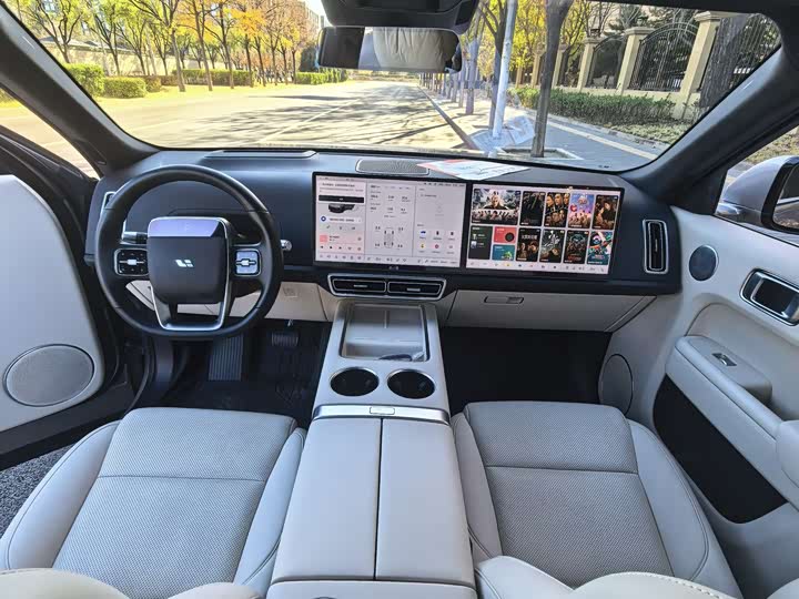 Фото 8 - LiXiang L8