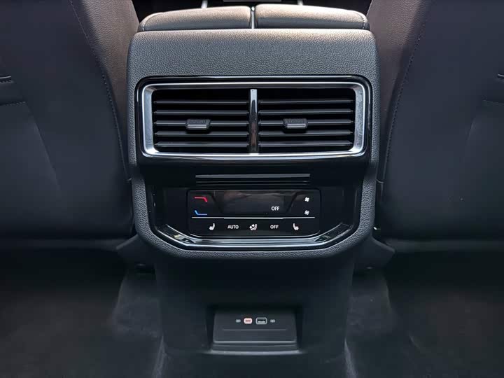 Фото 16 - Volkswagen Teramont X