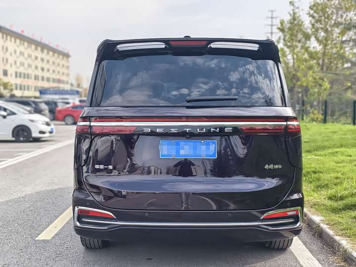 Фото 5 - Bestune M9