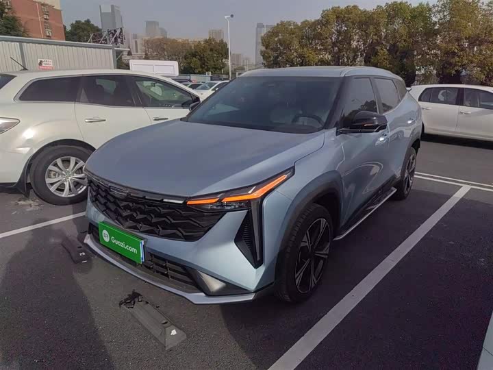 Фото 2 - Geely Atlas