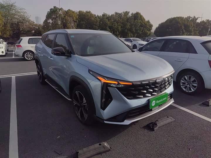 Фото 4 - Geely Atlas