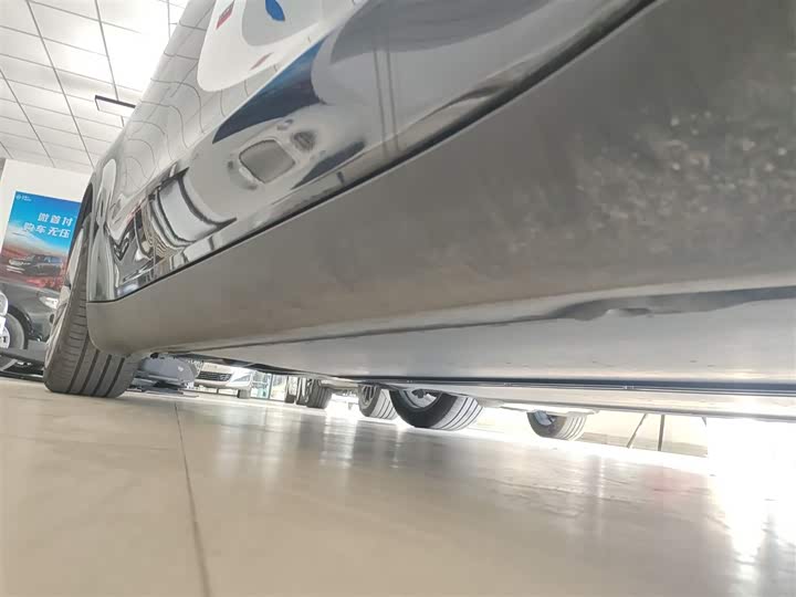 Фото 21 - Tesla Model Y