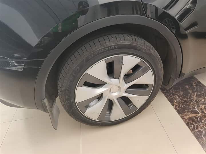 Фото 26 - Tesla Model Y