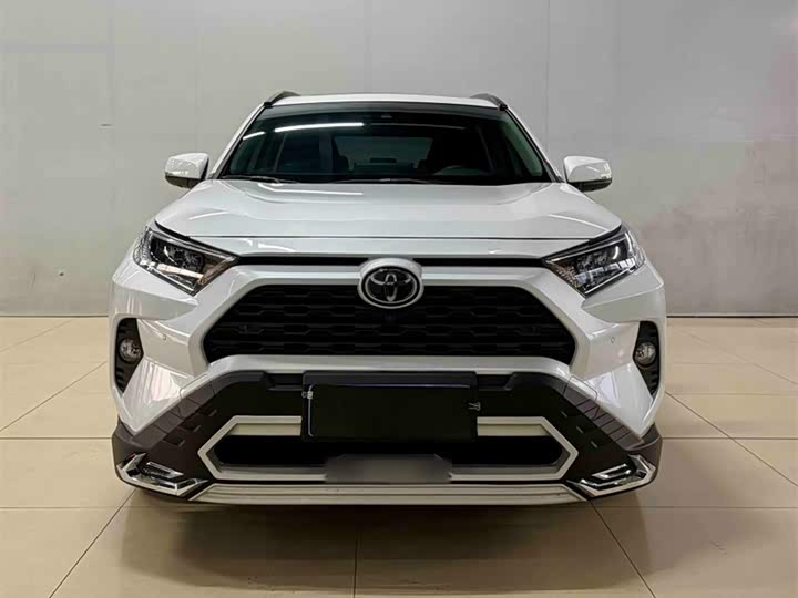 Фото 7 - Toyota RAV4