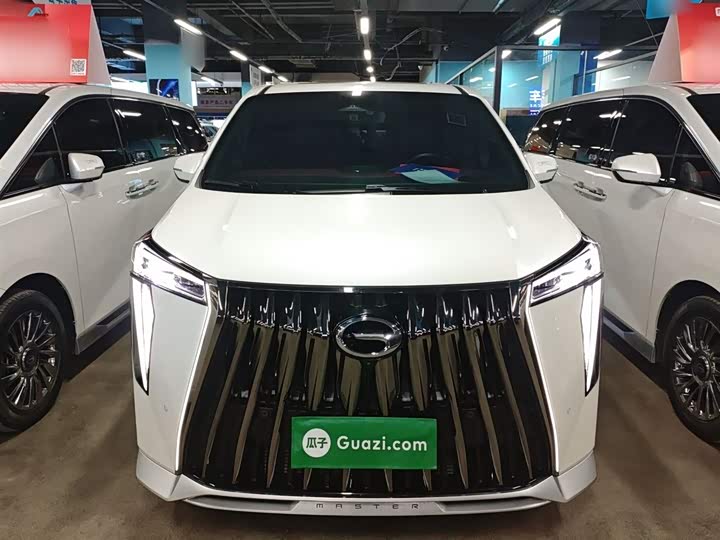 Фото 3 - GAC Trumpchi M8