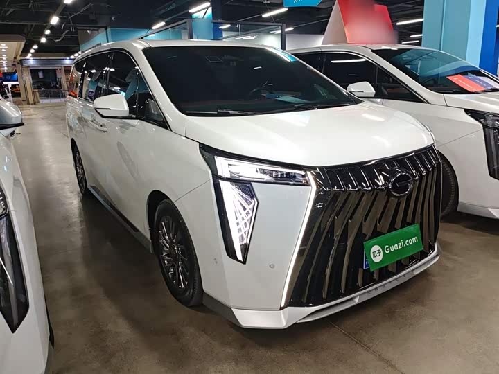 Фото 4 - GAC Trumpchi M8