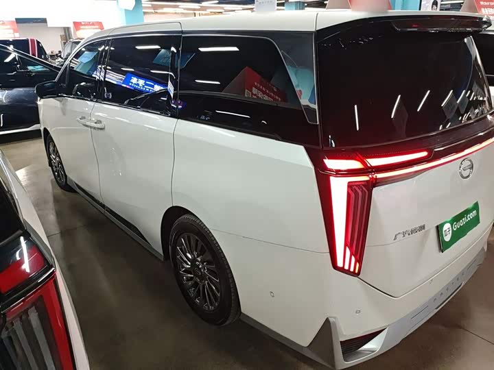 Фото 5 - GAC Trumpchi M8