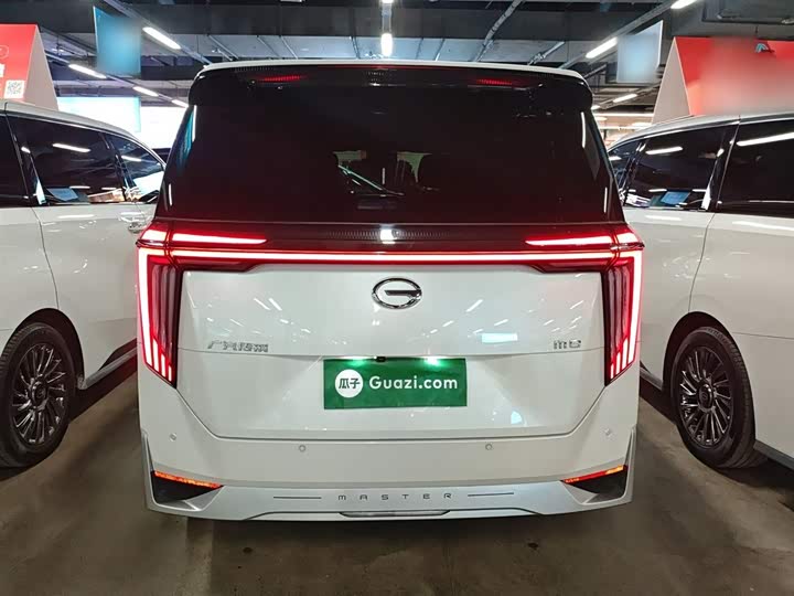 Фото 6 - GAC Trumpchi M8