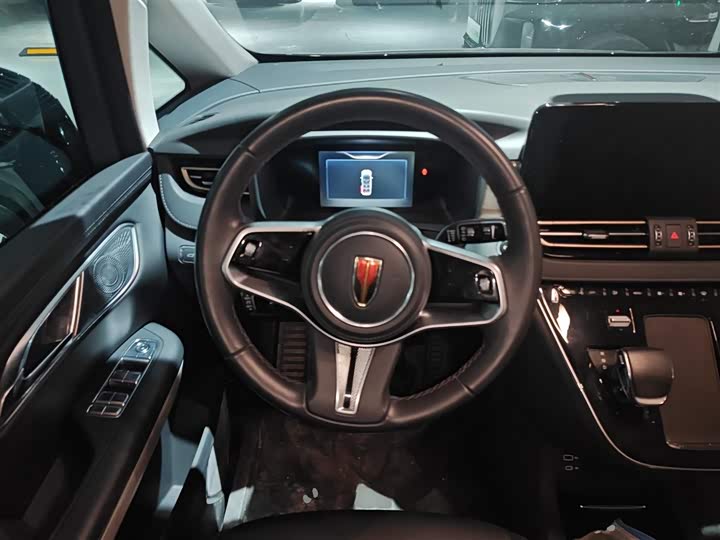 Фото 11 - Hongqi HQ9 Hybrid