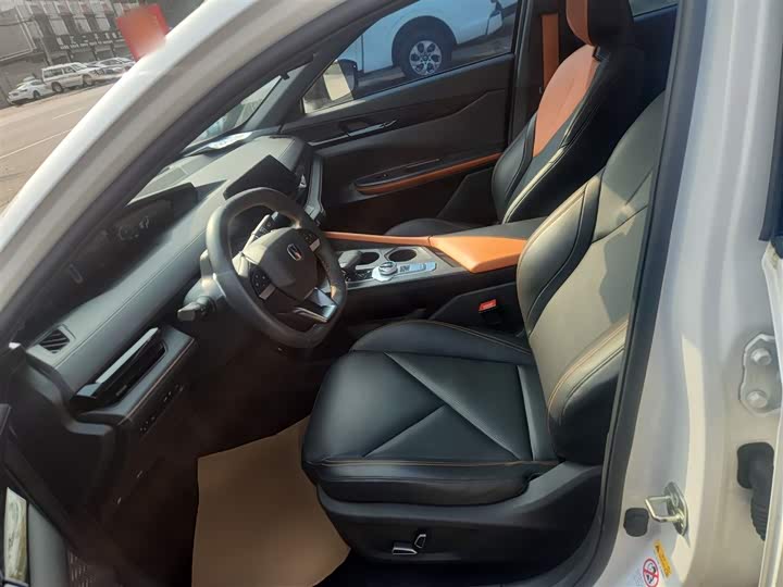 Фото 15 - Changan UNI-V