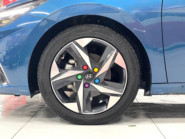 Фото 16 - Hyundai Elantra N line