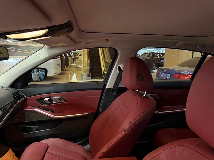 Фото 9 - BMW 3 Series