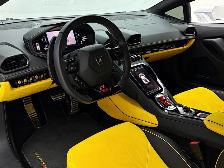 Фото 12 - Lamborghini Huracán