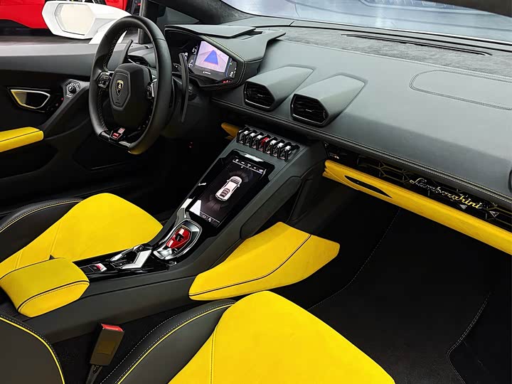 Фото 14 - Lamborghini Huracán