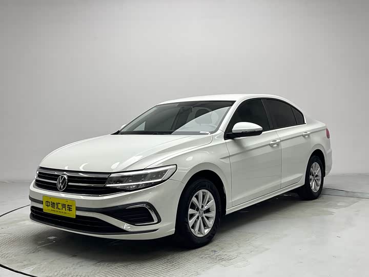 Фото 1 - Volkswagen Bora