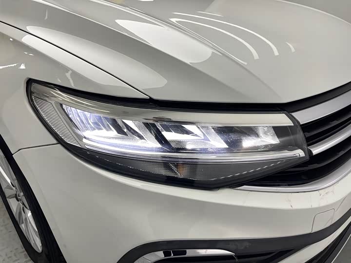 Фото 4 - Volkswagen Bora