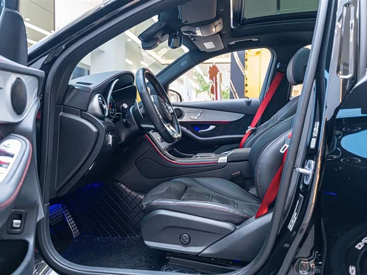 Фото 15 - Mercedes-Benz GLC-Class AMG