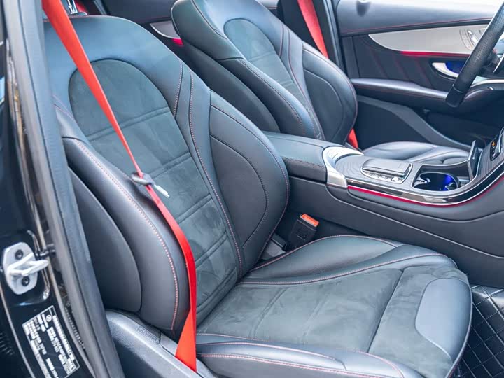 Фото 24 - Mercedes-Benz GLC-Class AMG