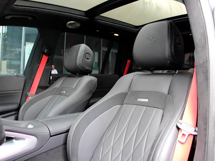 Фото 11 - Mercedes-Benz GLS-Class AMG