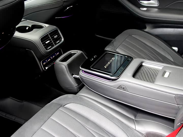 Фото 16 - Mercedes-Benz GLS-Class AMG