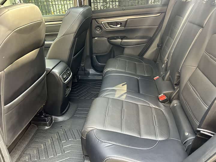 Фото 11 - Honda CR-V Hybrid