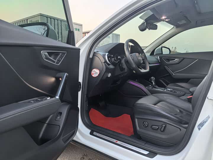 Фото 11 - Audi Q2L