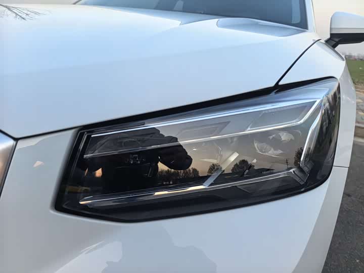 Фото 15 - Audi Q2L