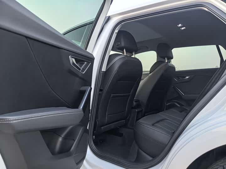 Фото 9 - Audi Q2L