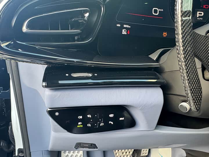 Фото 8 - Ferrari Purosangue