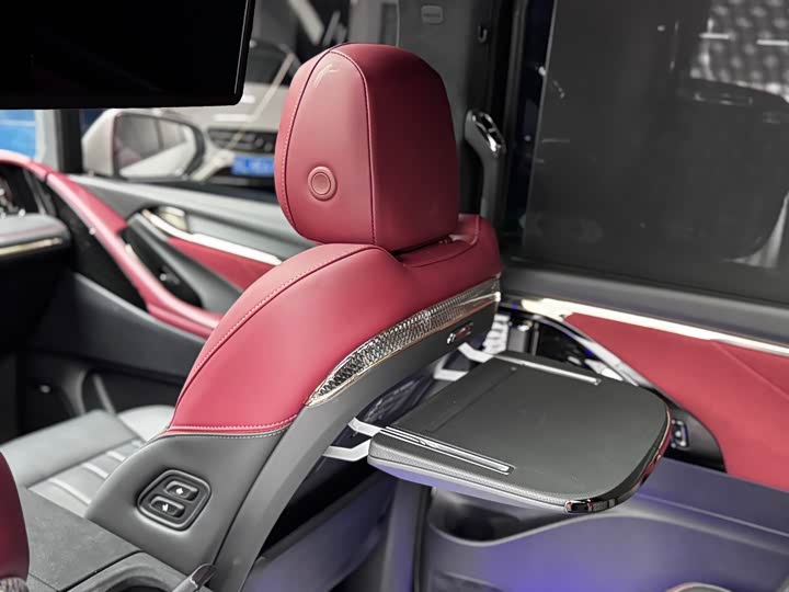 Фото 22 - GAC Trumpchi M8