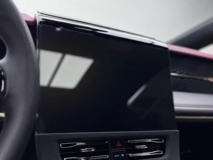 Фото 31 - GAC Trumpchi M8