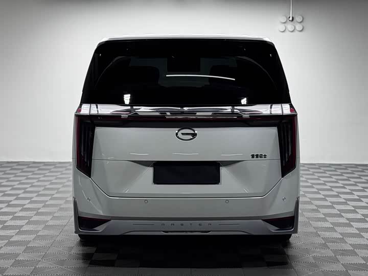 Фото 9 - GAC Trumpchi M8