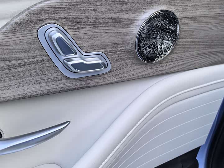 Фото 10 - Chery Arrizo 8