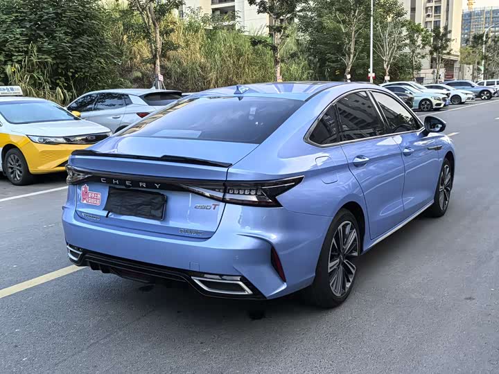 Фото 12 - Chery Arrizo 8