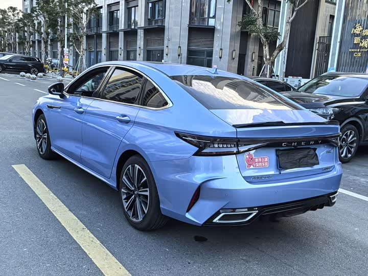 Фото 13 - Chery Arrizo 8