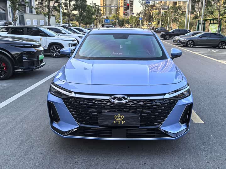 Фото 2 - Chery Arrizo 8